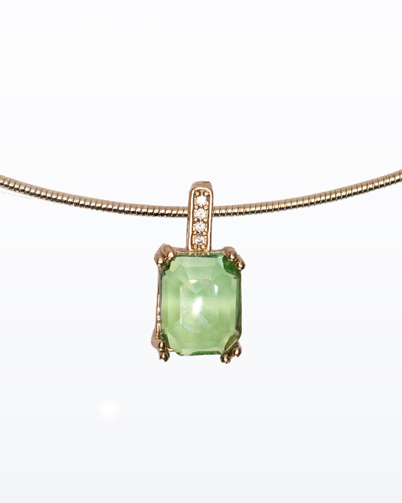 Collana Luce Verde – Choker dorato con pietra luminosa